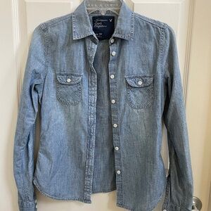American eagle Outfitters denim button down shirt XS
